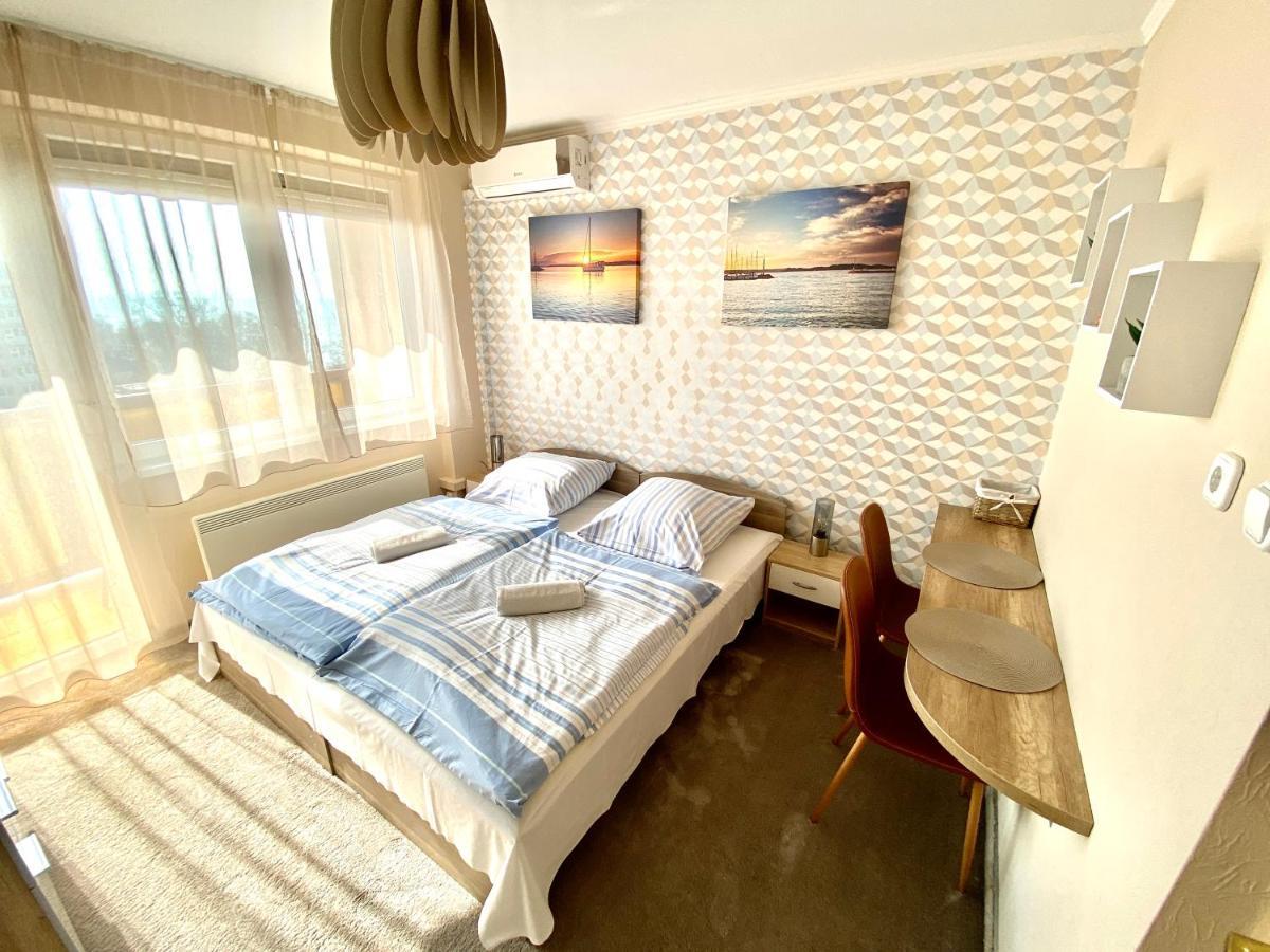Aqua Blue Apartmanok - Шиофок Экстерьер фото