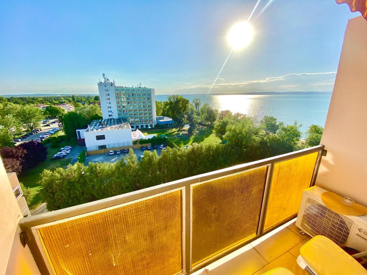 Aqua Blue Apartmanok - Шиофок Экстерьер фото