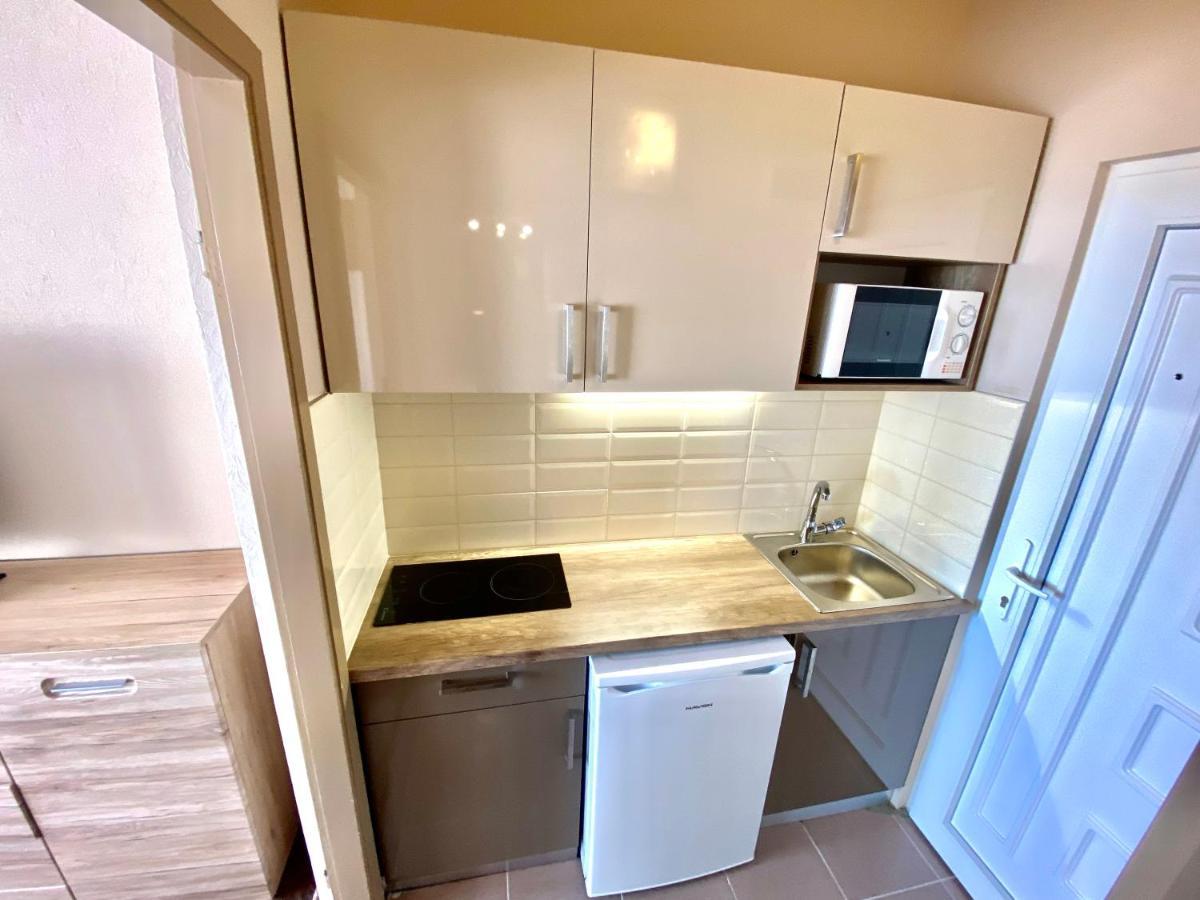 Aqua Blue Apartmanok - Шиофок Экстерьер фото