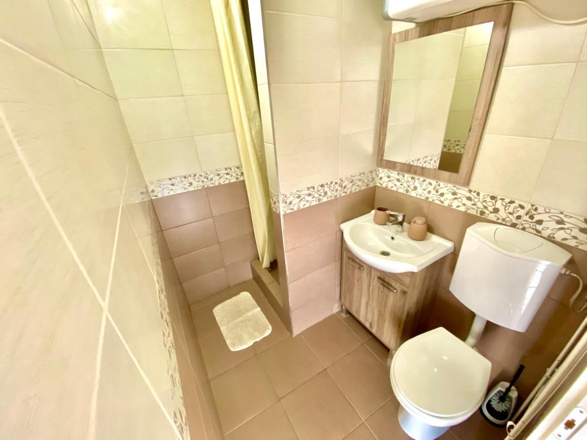 Aqua Blue Apartmanok - Шиофок Экстерьер фото